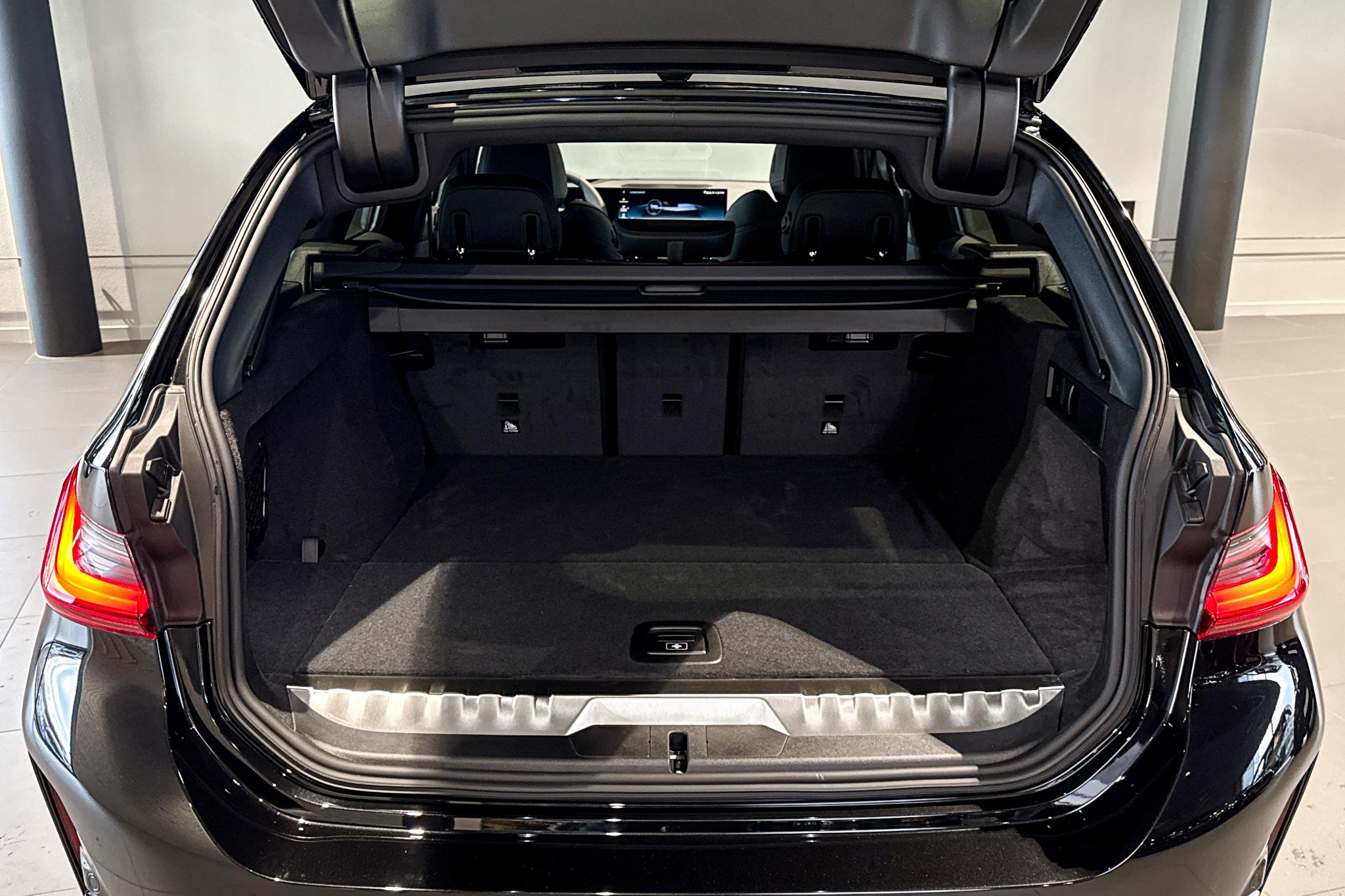 Foto van BMW 330e
