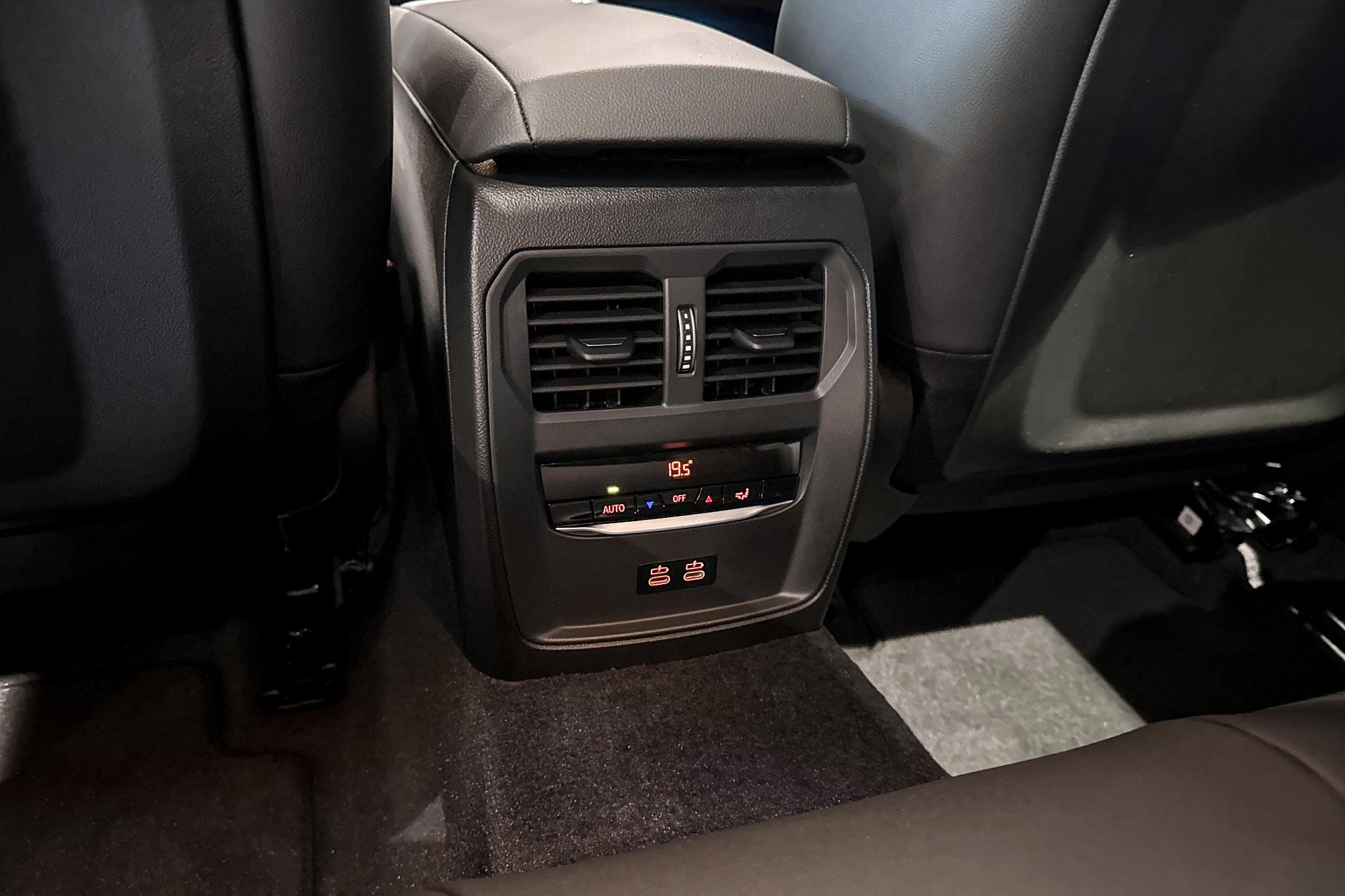 Foto van BMW 330e