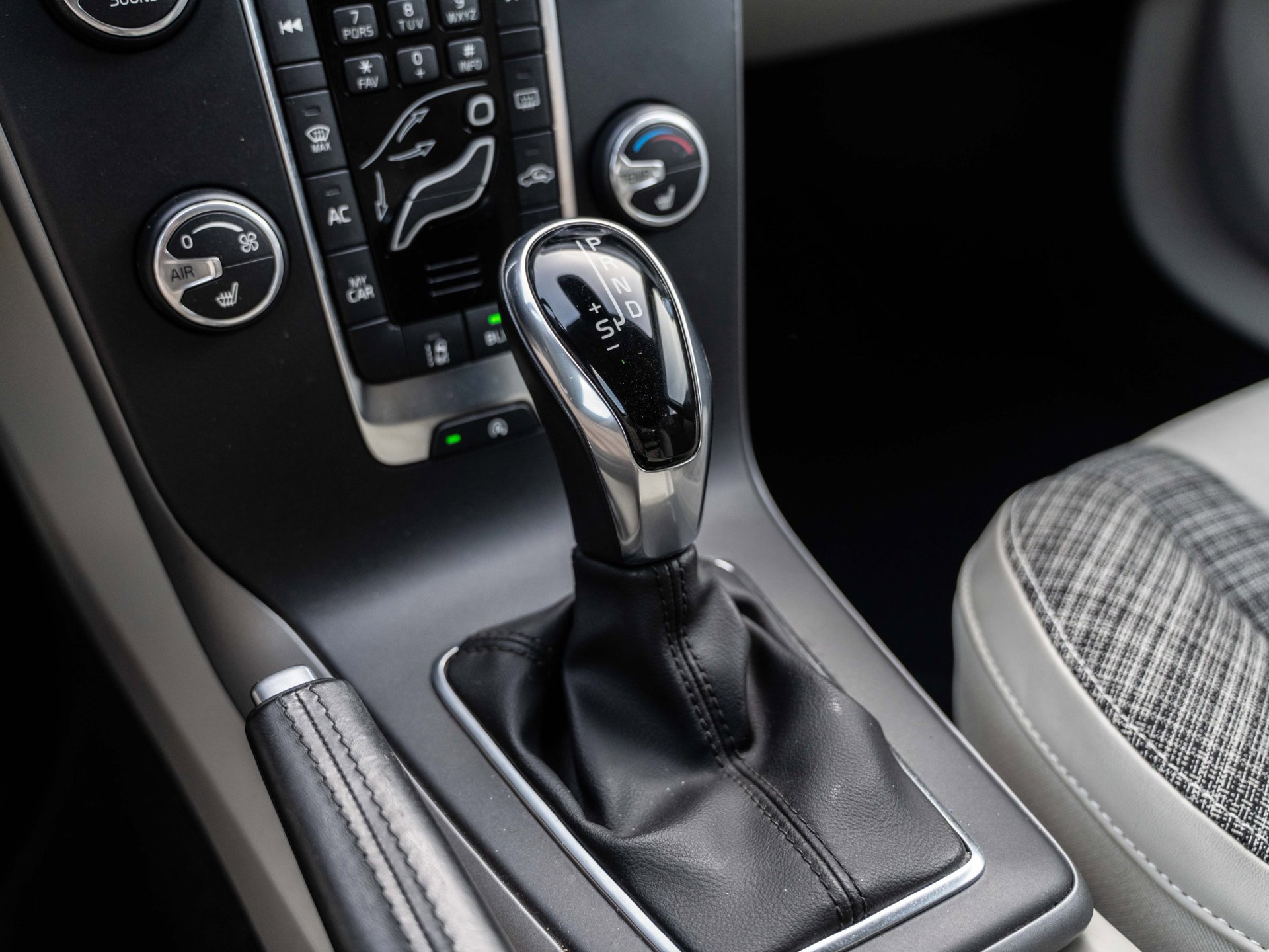 Foto van Volvo V40 Cross Country