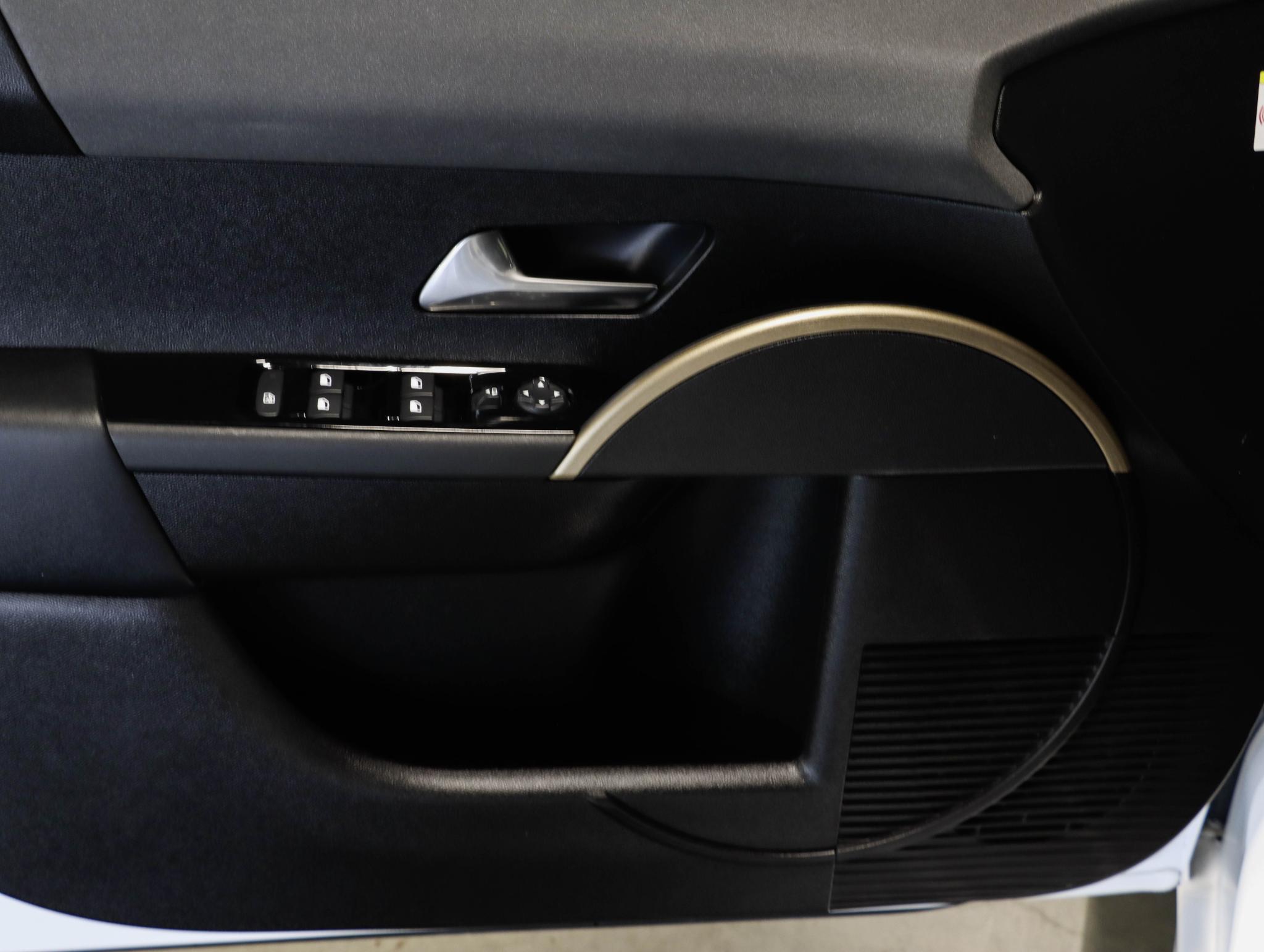Foto van Lancia Ypsilon