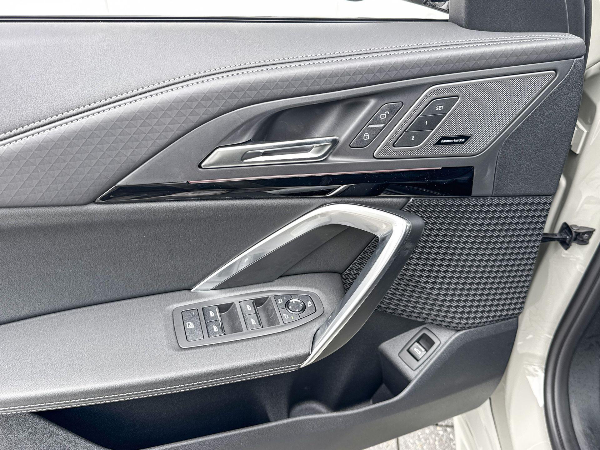 Foto van BMW Ix2 Edrive20