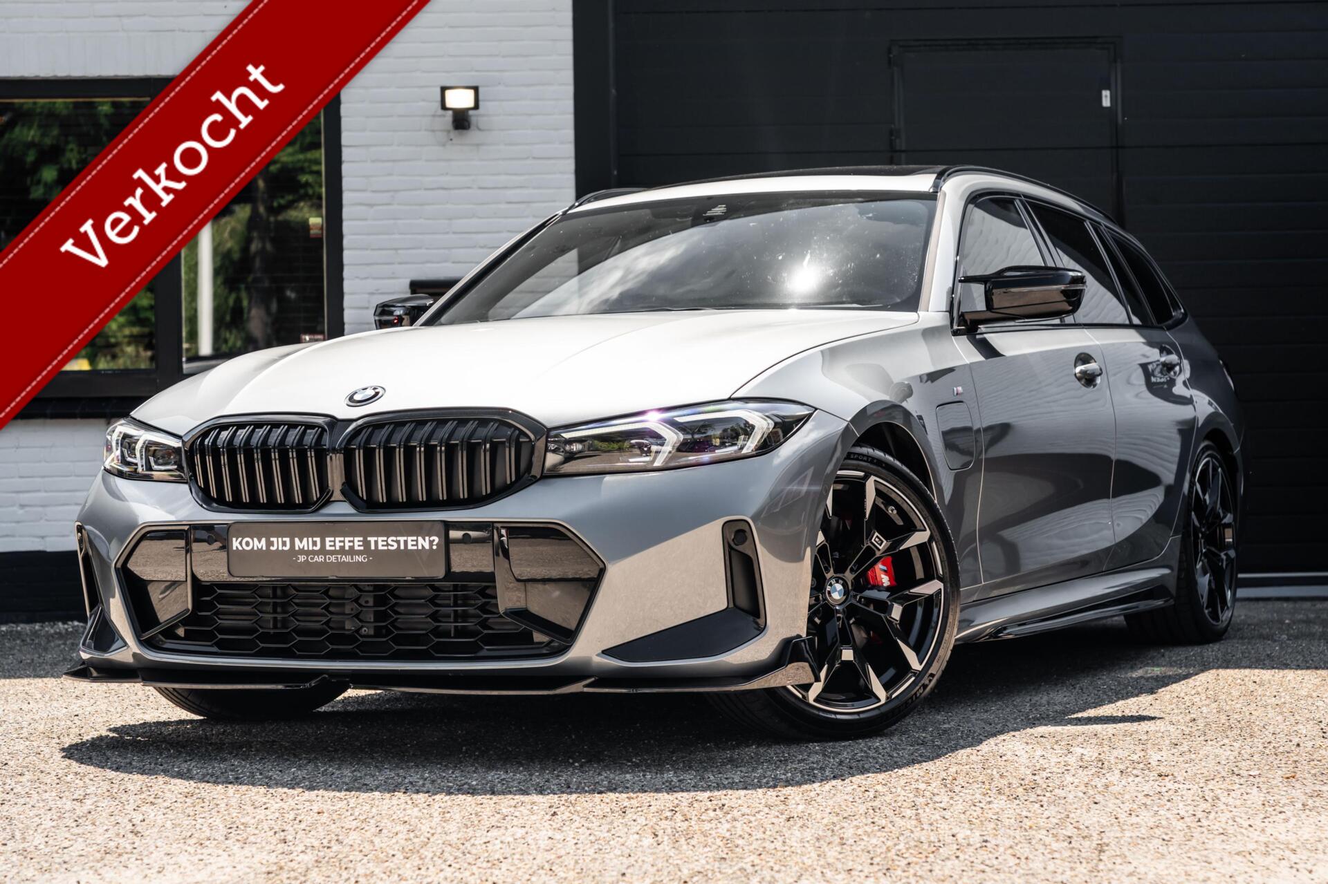 BMW 3-serie Touring 330e M Zetels Pano H&K M340 Grote Accu 2025 - voorkant