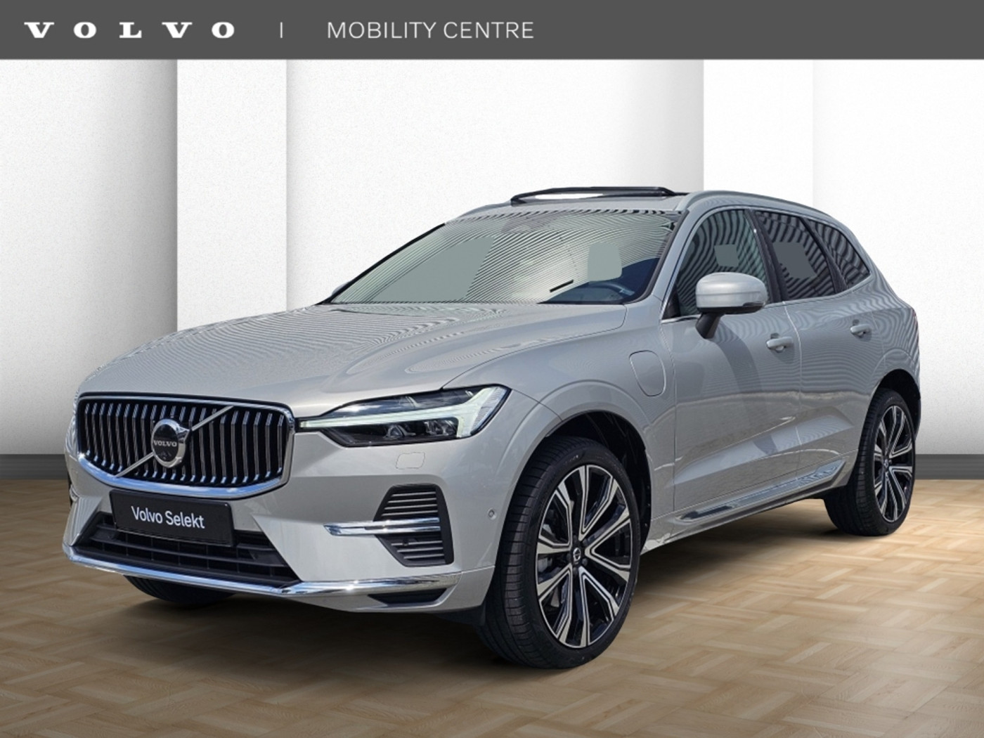 Volvo Xc60 T6 AWD Plus Bright | Luchtvering | Trekhaak | 360° Camera | 2025 - voorkant