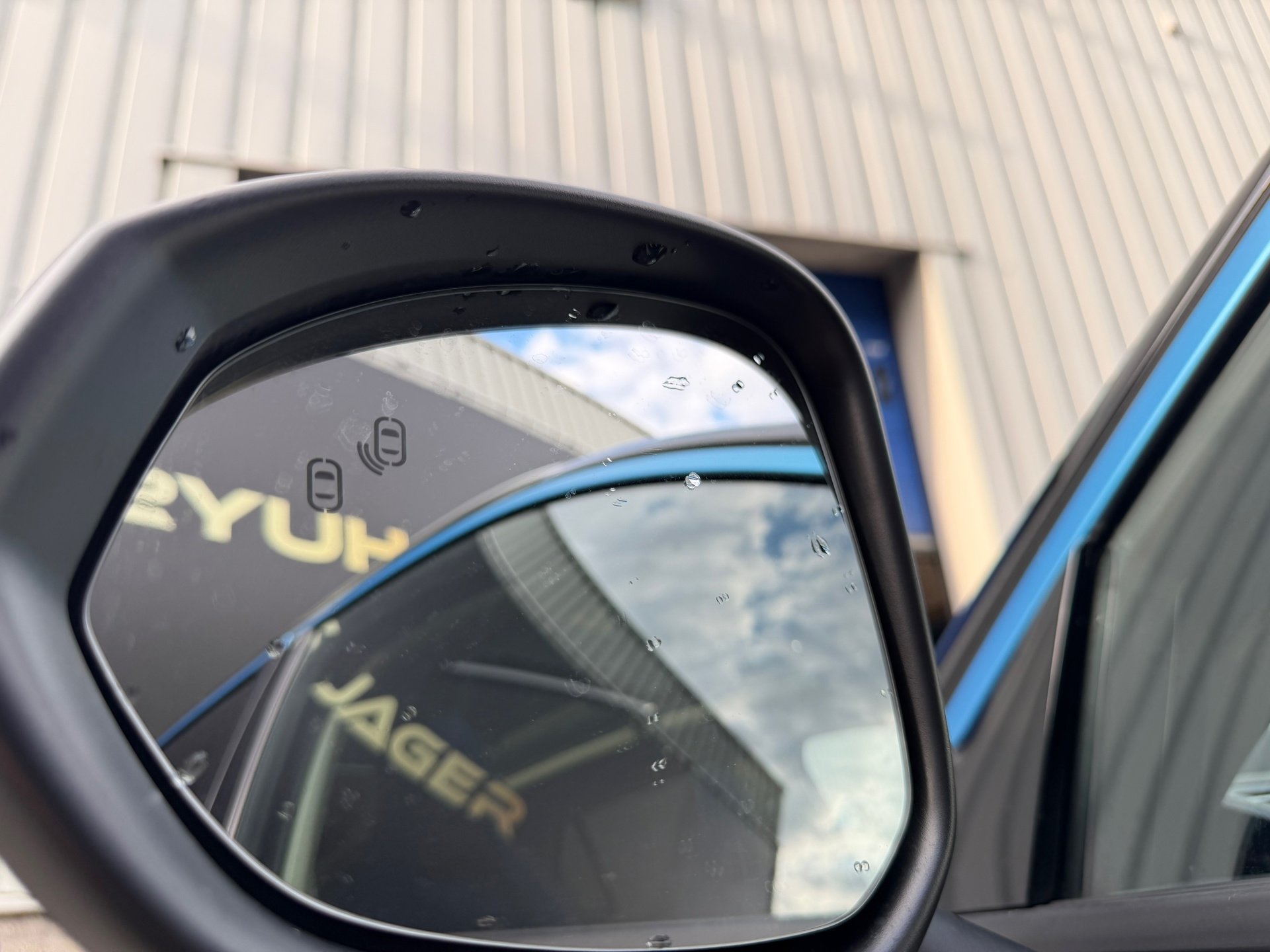 Foto van LYNK & Co 01
