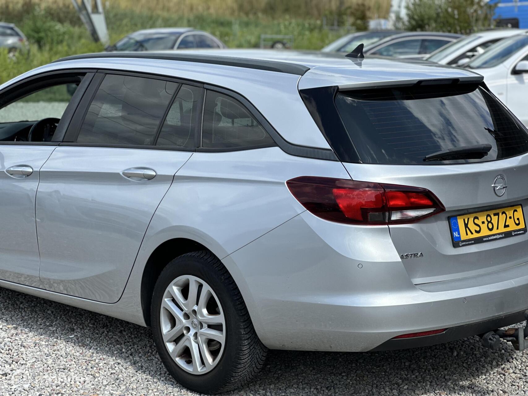 Foto van Opel Astra Sports Tourer