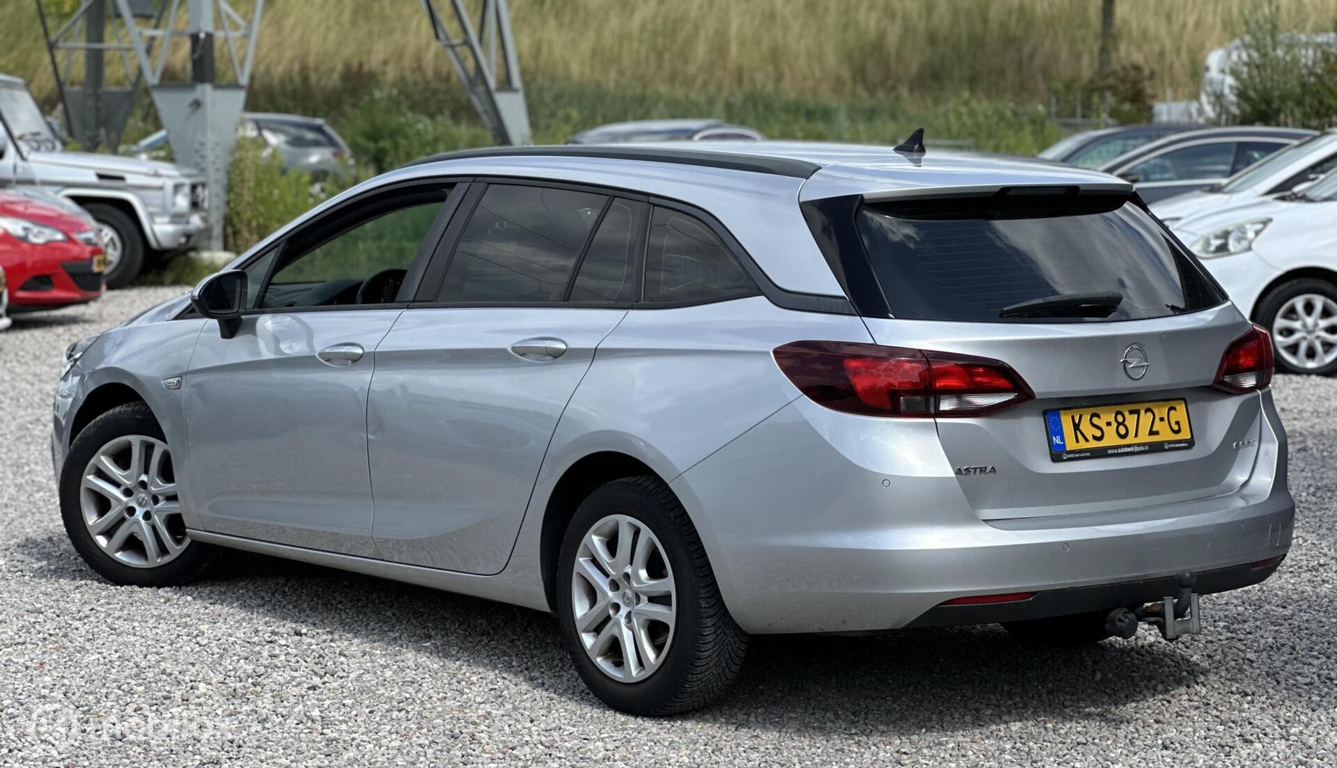 Foto van Opel Astra Sports Tourer