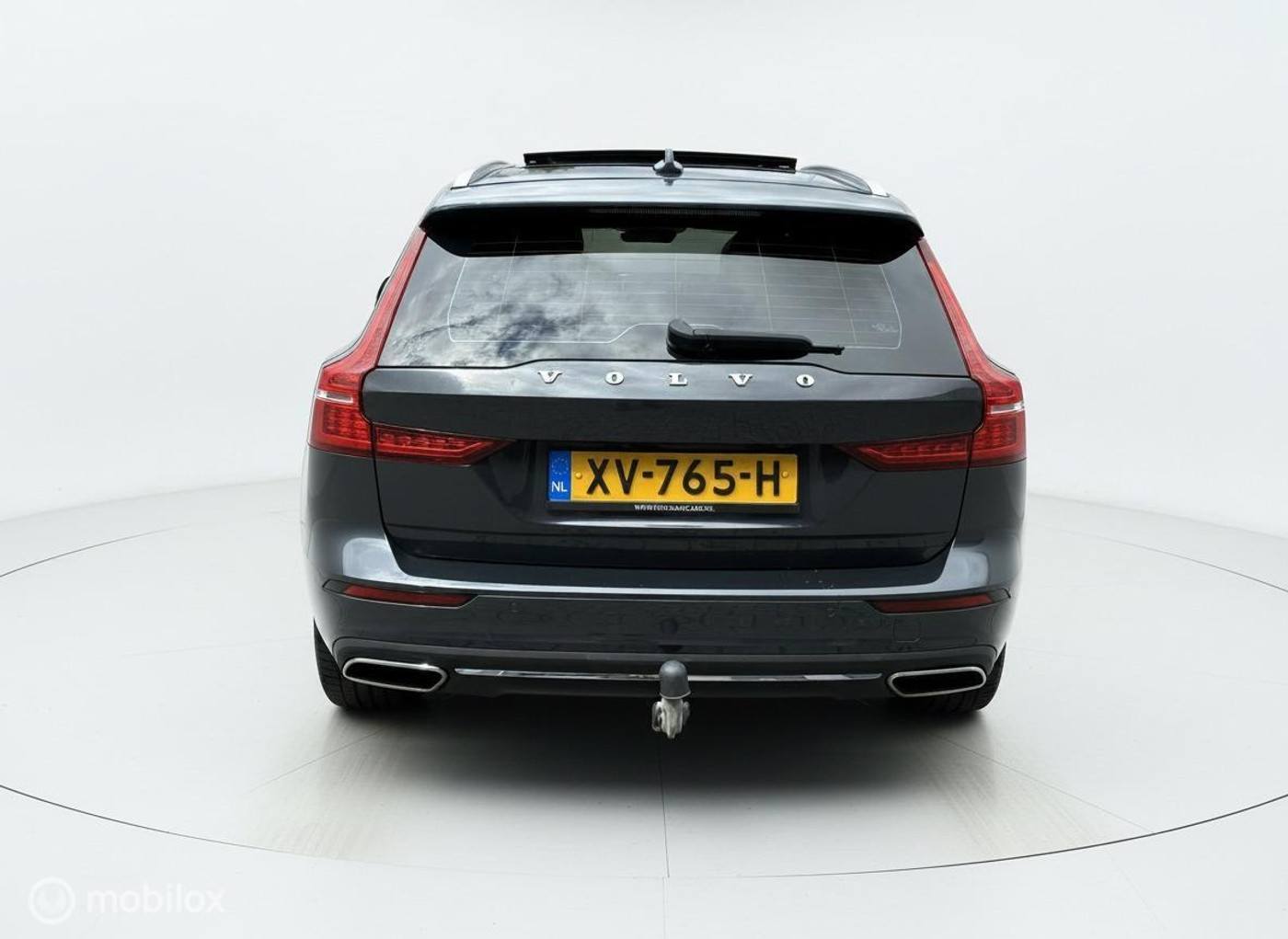 Foto van Volvo V60 T8 Twin Engine