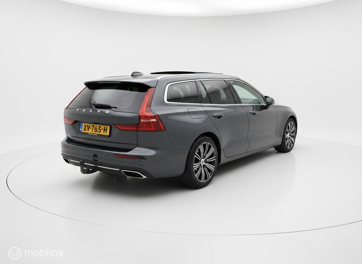 Foto van Volvo V60 T8 Twin Engine