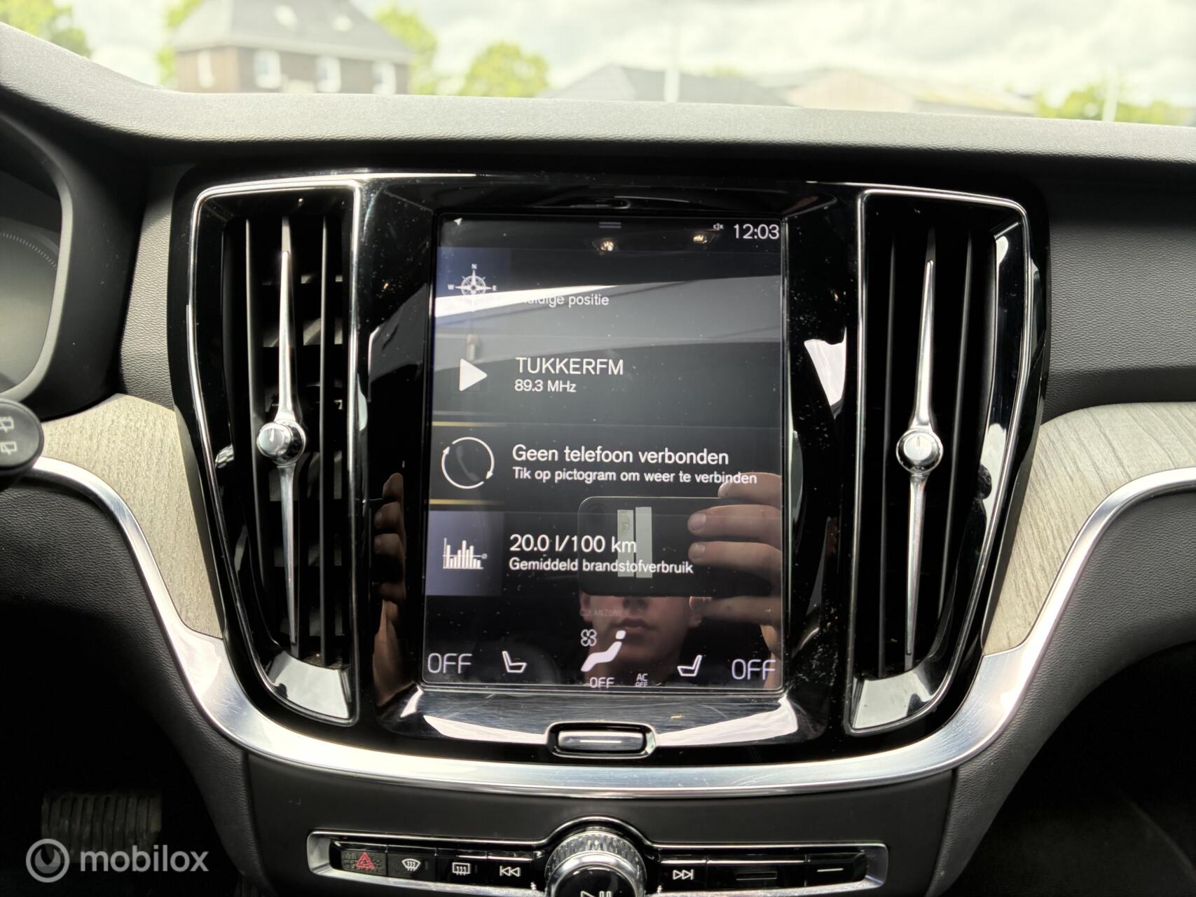 Foto van Volvo V60 T8 Twin Engine