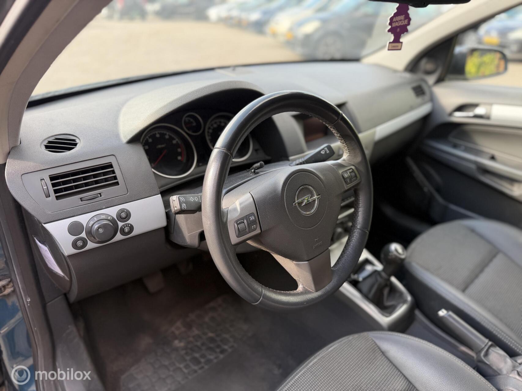 Foto van Opel Astra Station Wagon