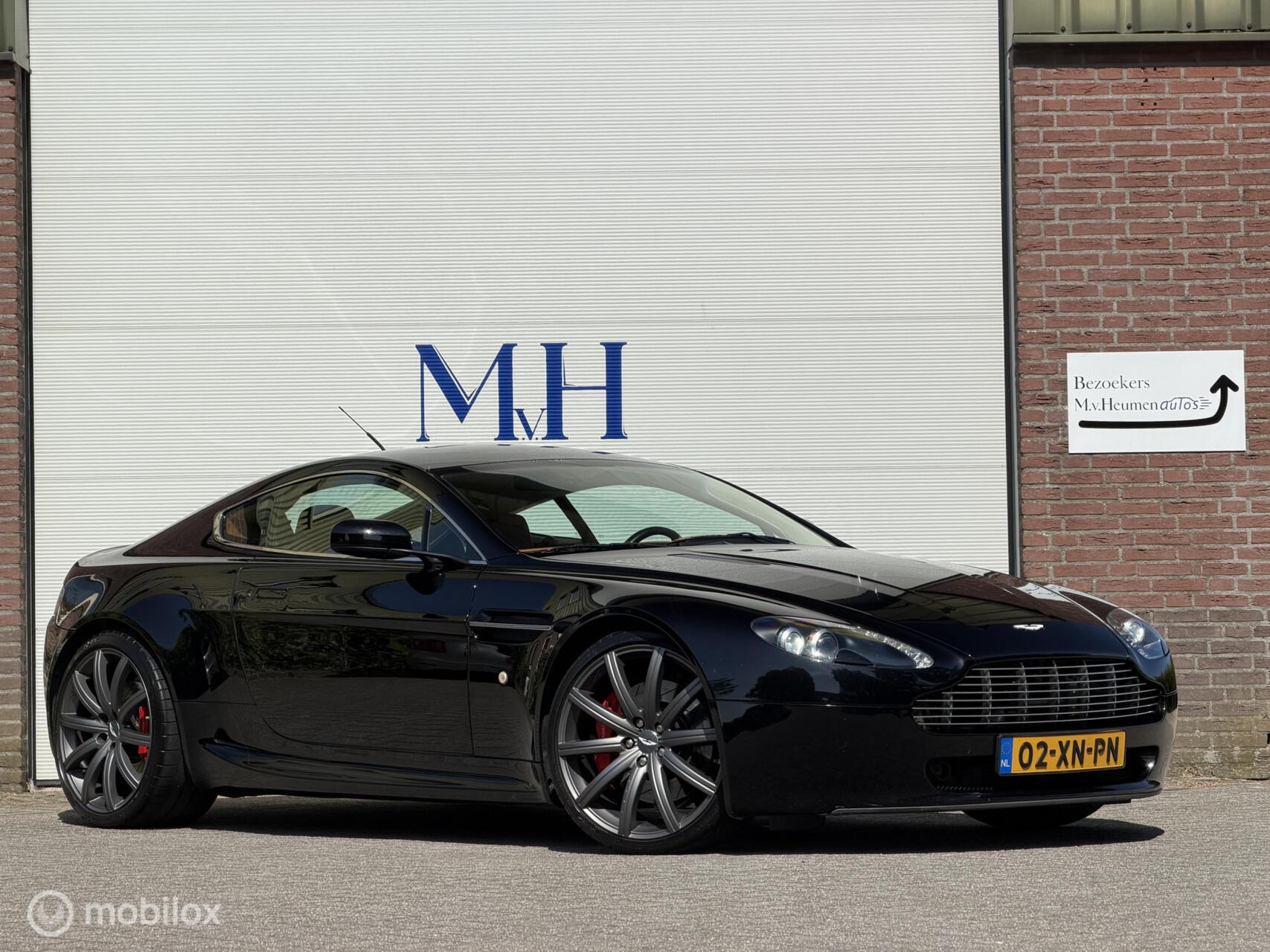 Foto van Aston Martin V8 Vantage