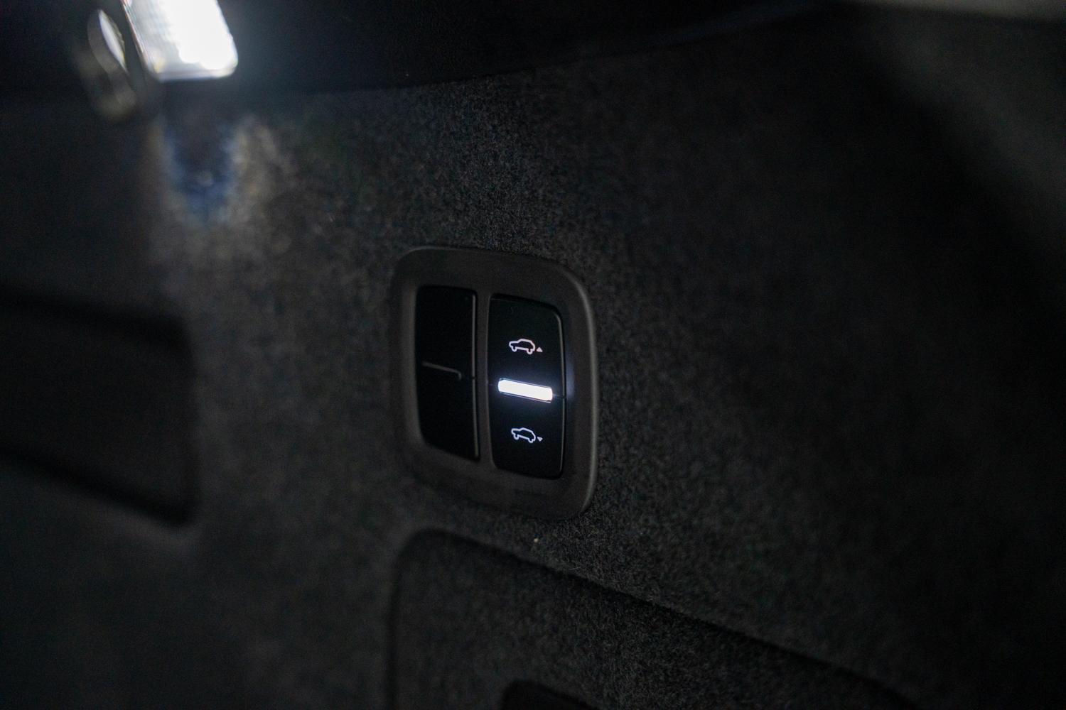 Foto van Porsche Cayenne S E-hybrid