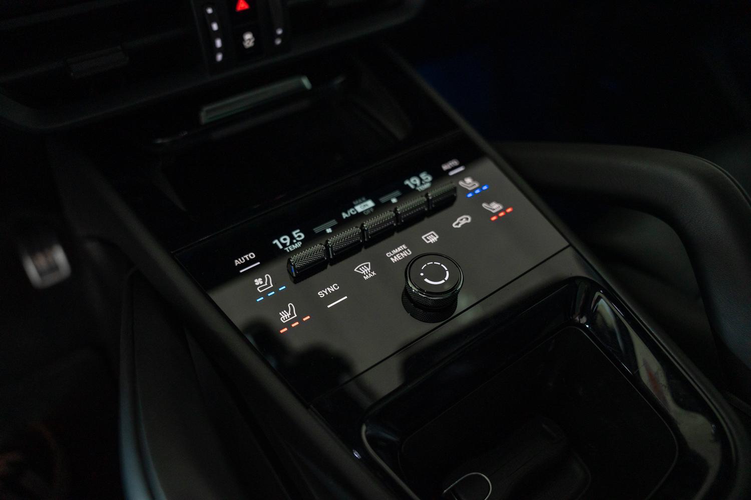 Foto van Porsche Cayenne S E-hybrid