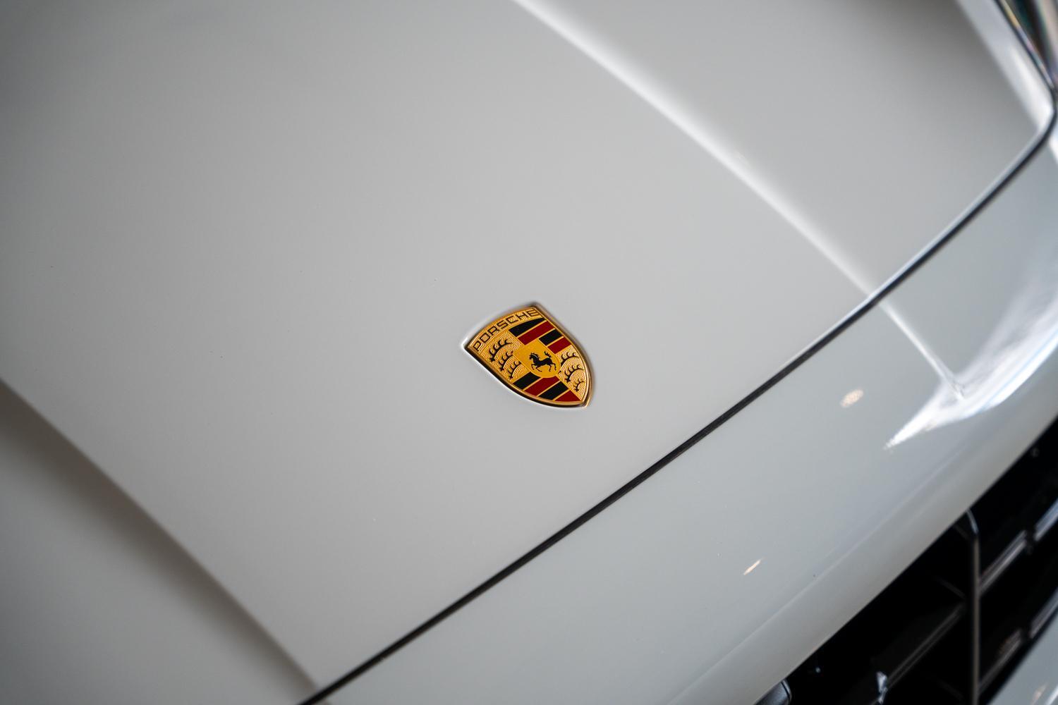 Foto van Porsche Cayenne S E-hybrid