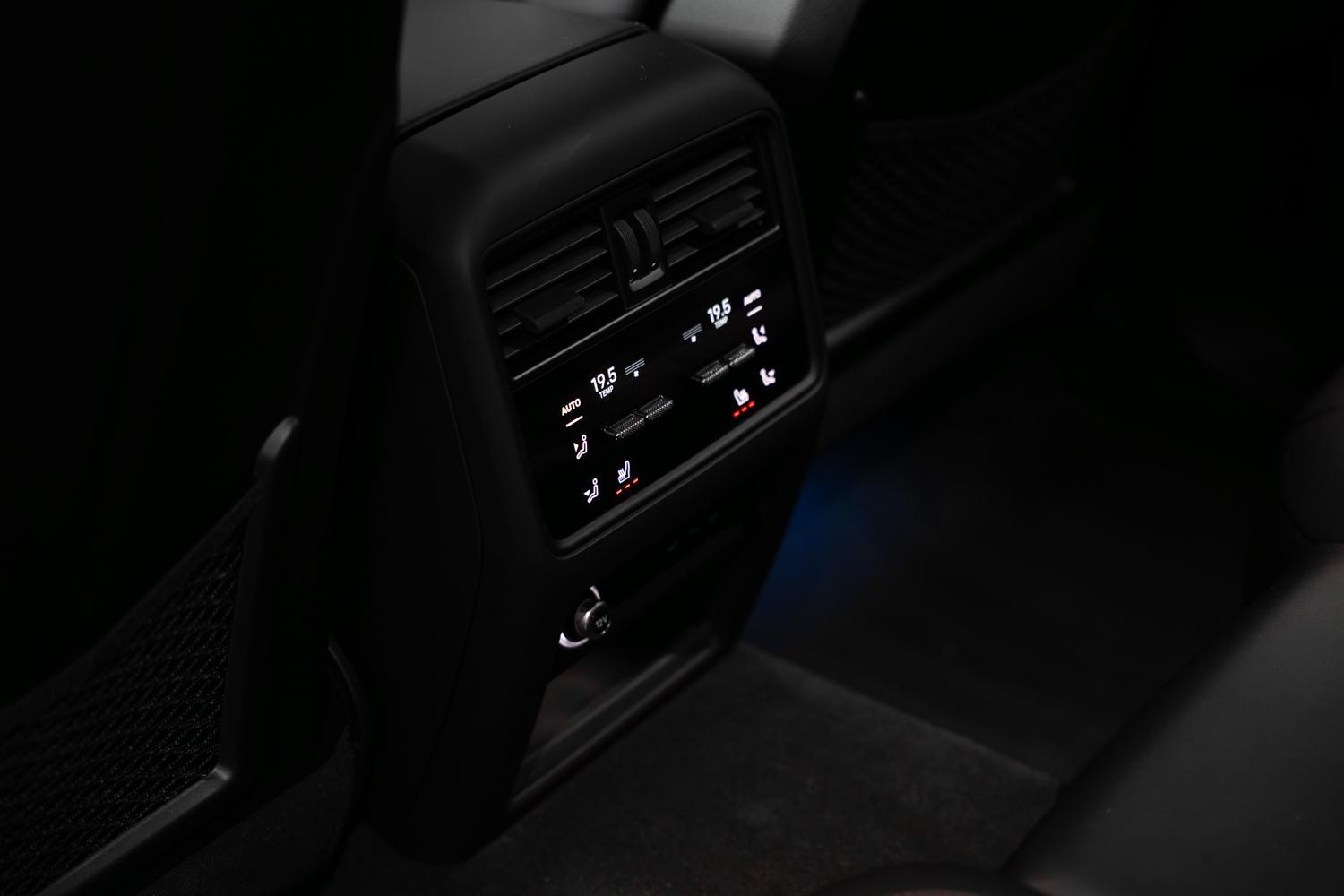 Foto van Porsche Cayenne S E-hybrid