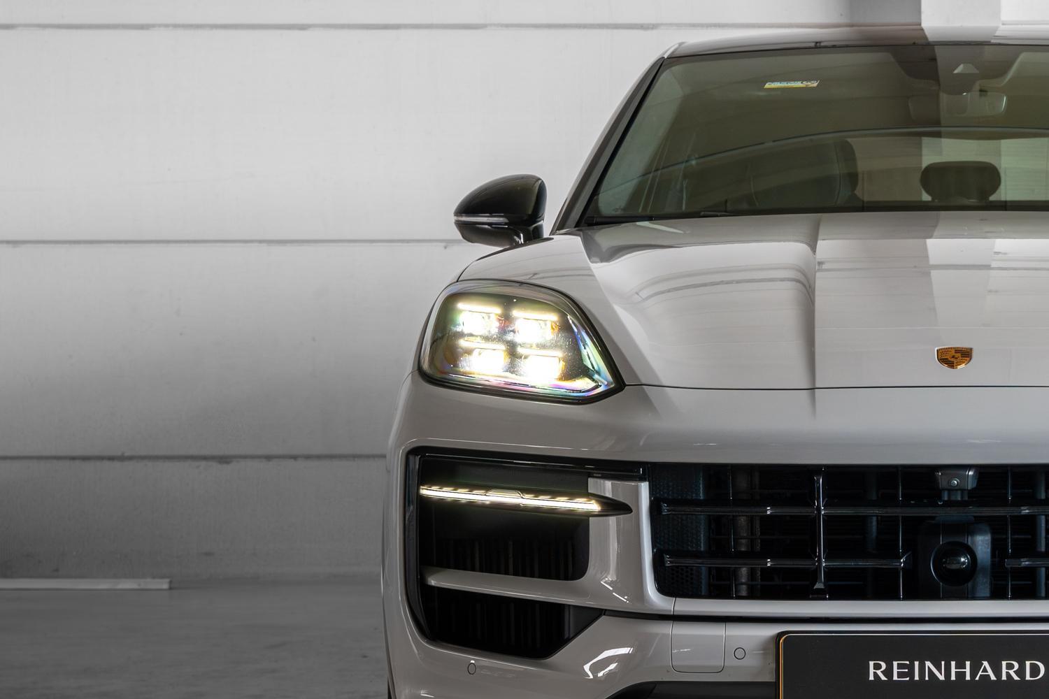 Foto van Porsche Cayenne S E-hybrid