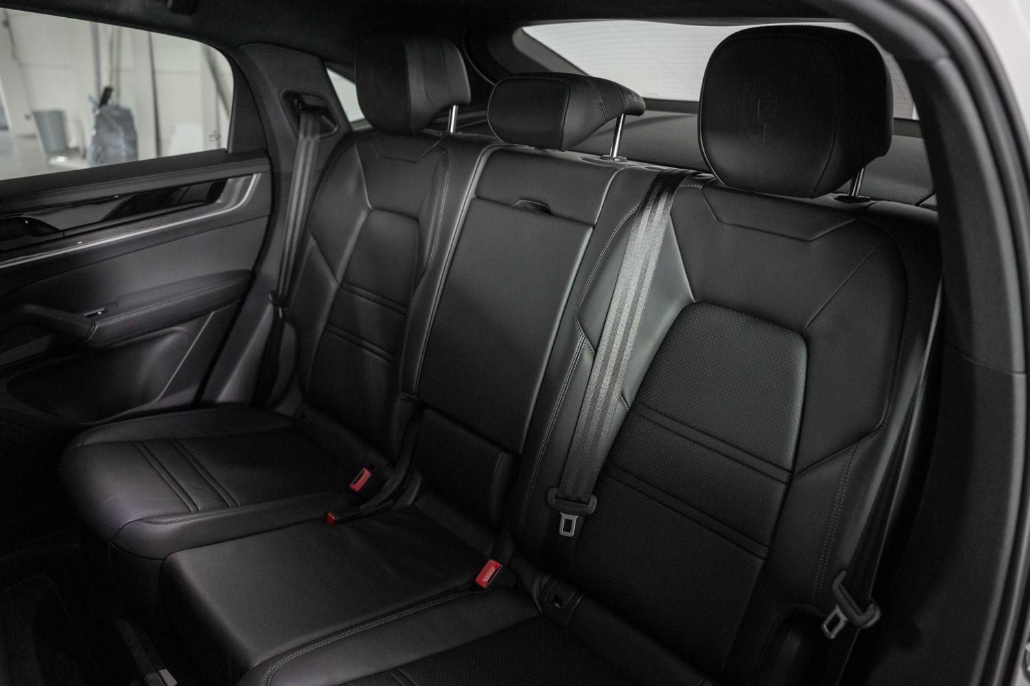 Foto van Porsche Cayenne S E-hybrid