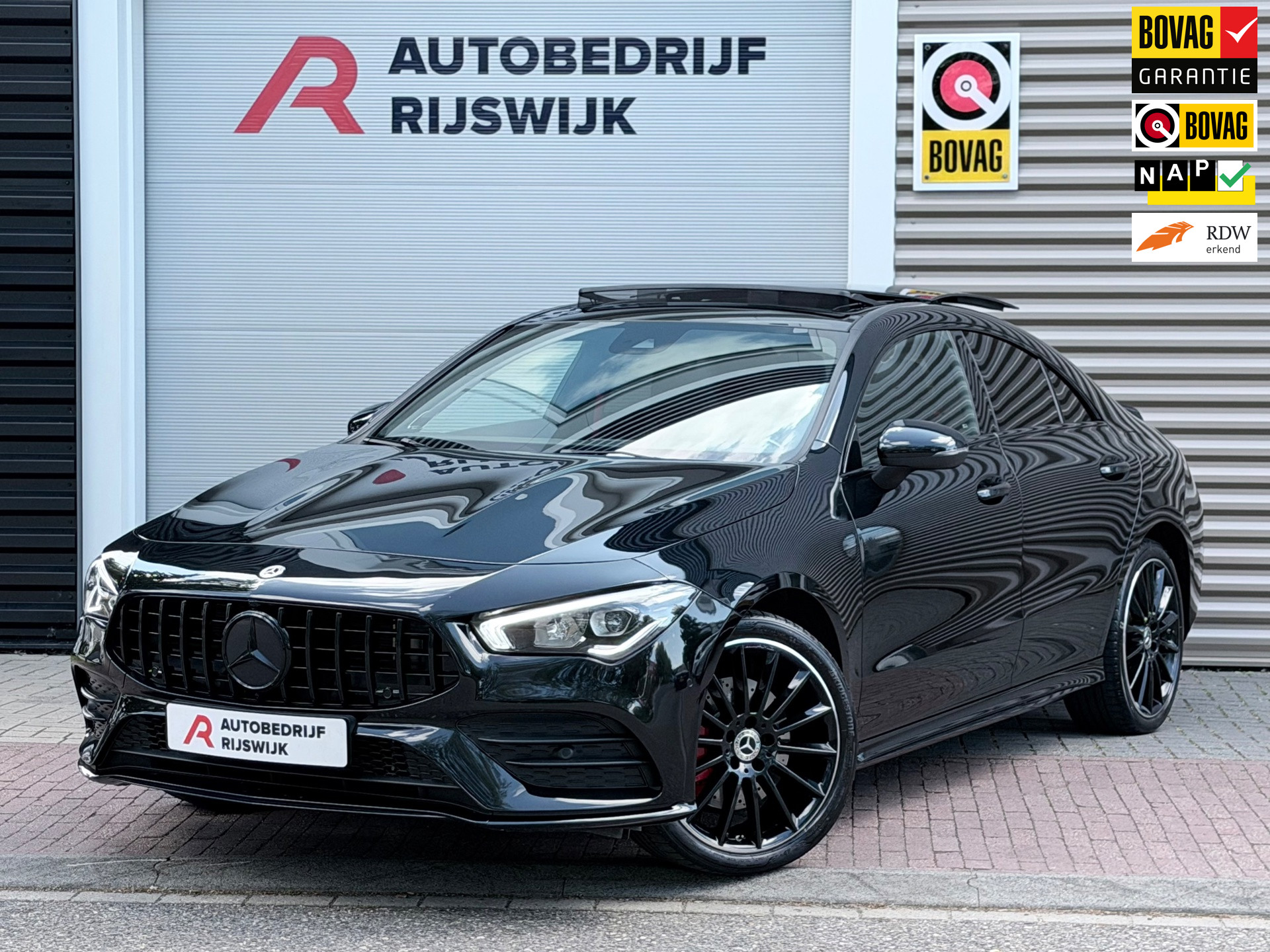 Mercedes-Benz Cla 250 E 250 e AMG Line Pano/Burmester/Camera 2023 - voorkant