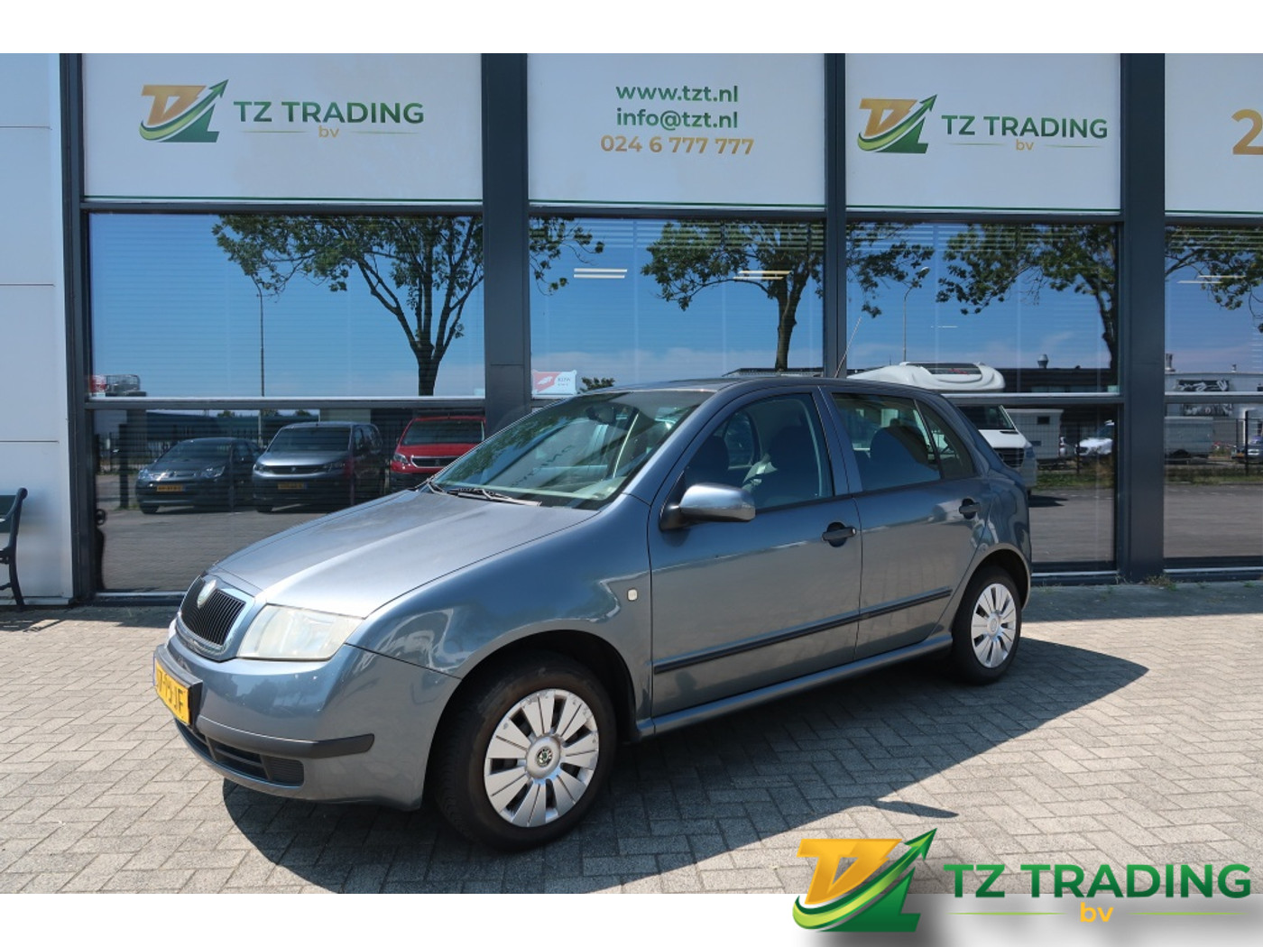 Skoda Fabia 1.4-16V Choice 5 deurs met airco 2004 - voorkant