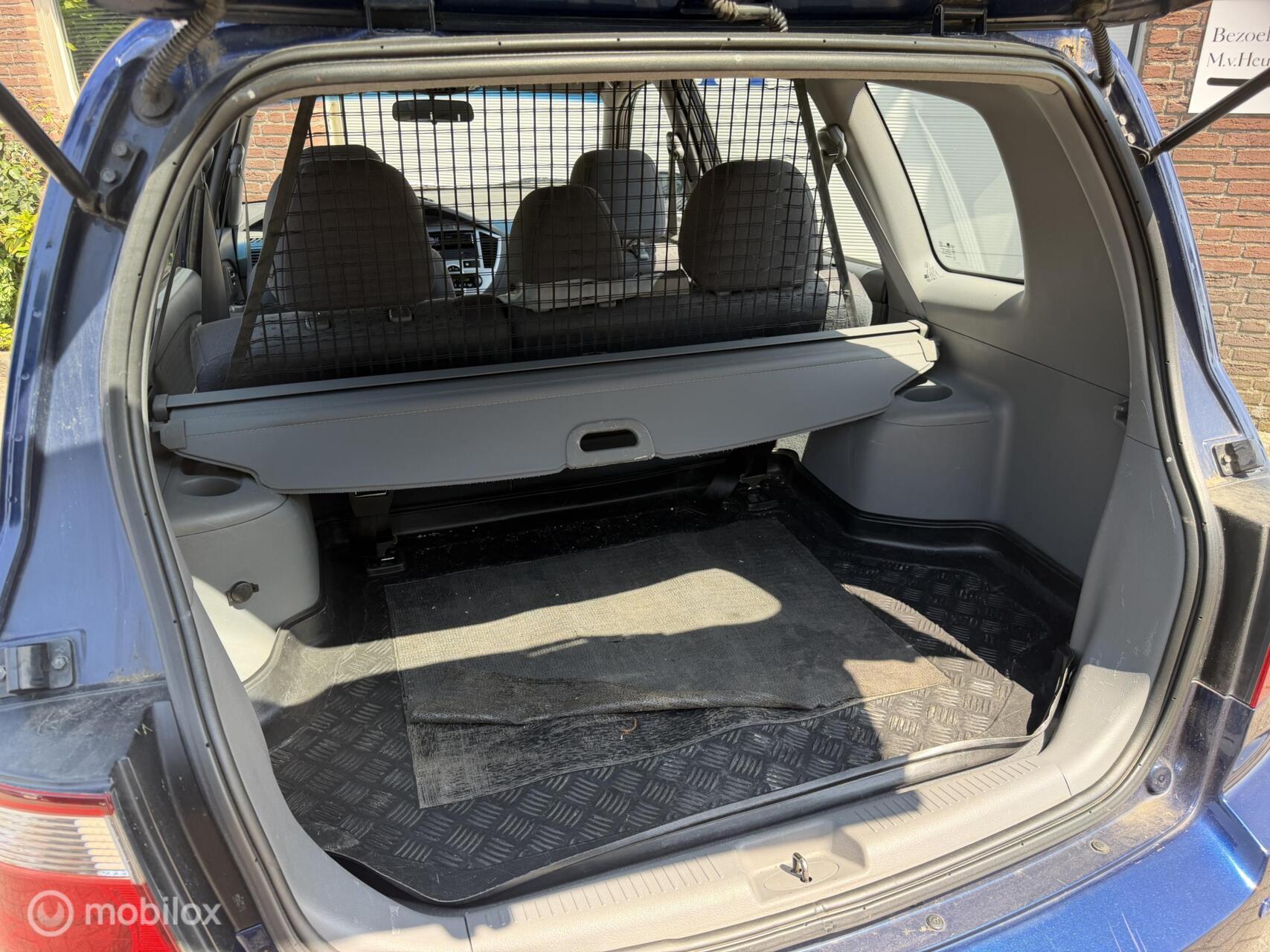 Foto van Kia Kia Carens
