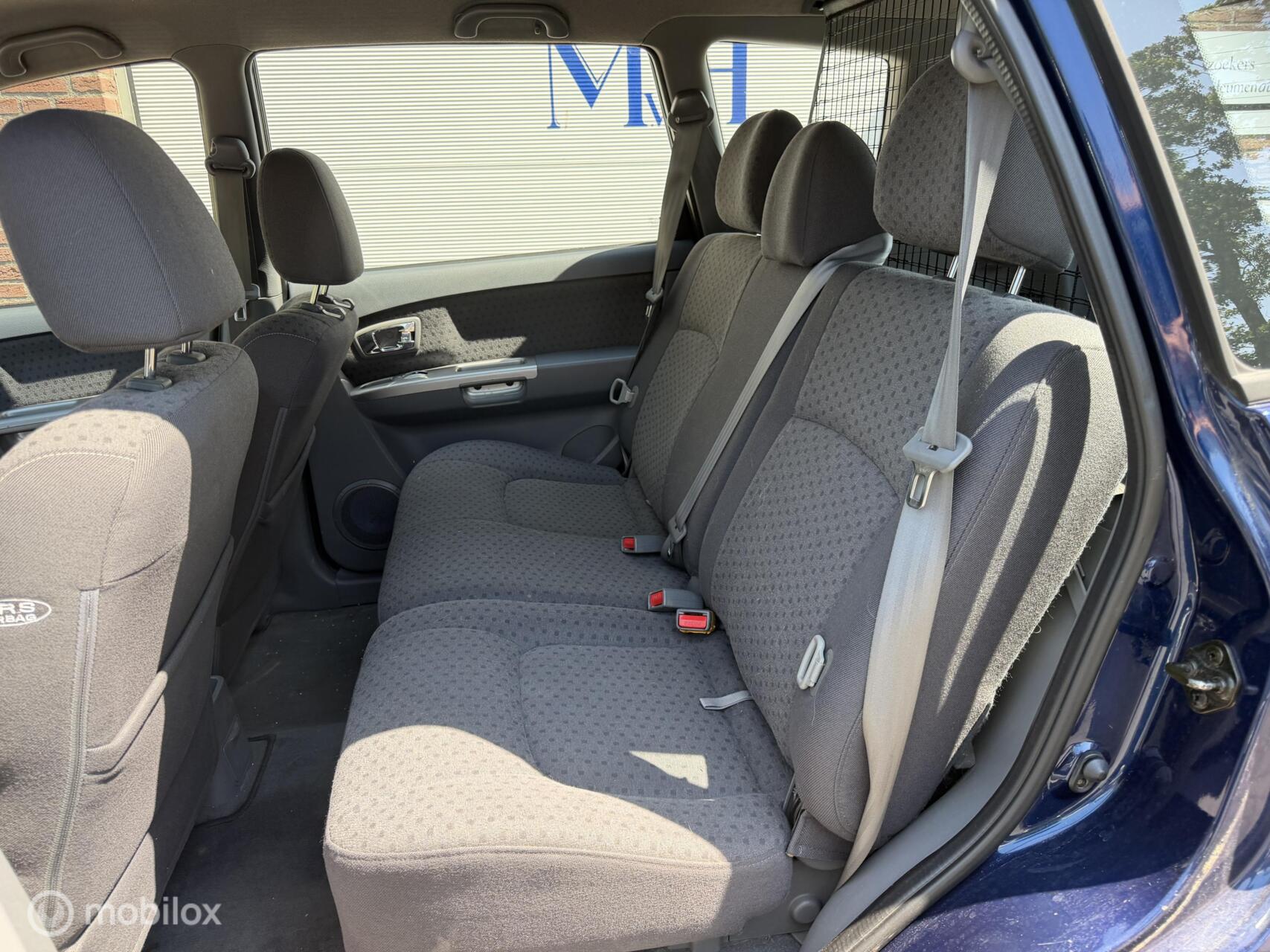 Foto van Kia Kia Carens