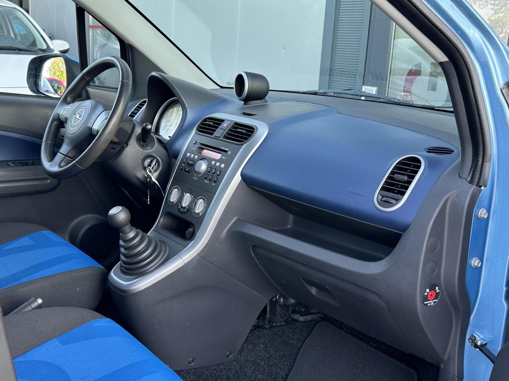 Foto van Opel Agila