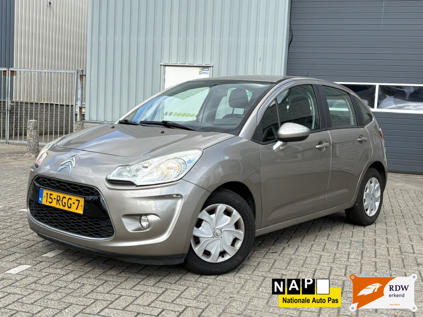 Citroen C3 1.6 e-HDi Dynamique / NEW DISTRI / NEW TURBO 2011 - voorkant