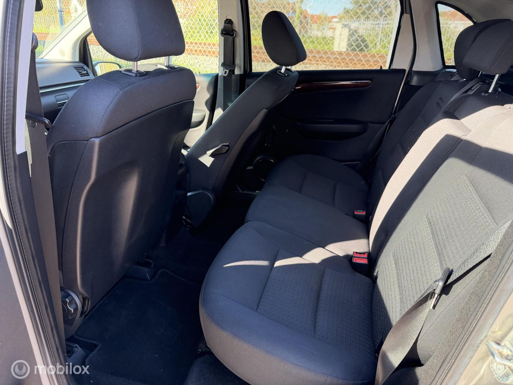 Foto van Mercedes-Benz B 170