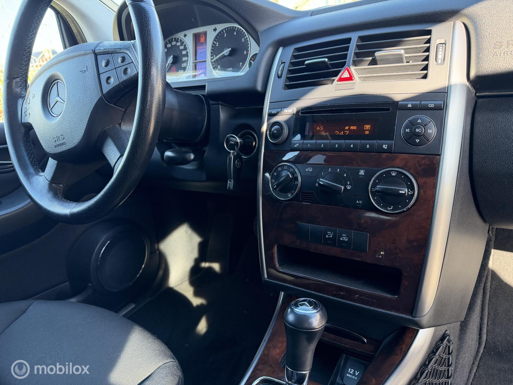 Foto van Mercedes-Benz B 170