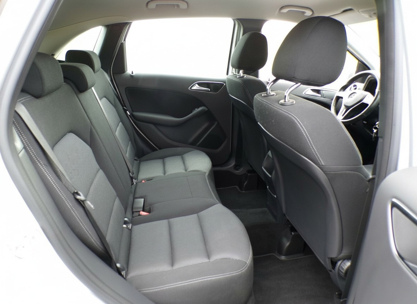 Foto van Mercedes-Benz B 180
