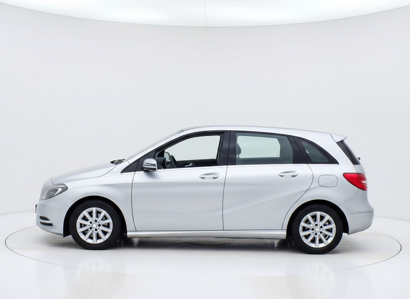Foto van Mercedes-Benz B 180