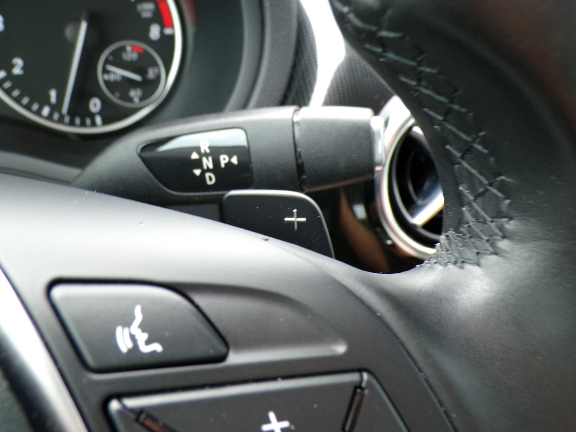 Foto van Mercedes-Benz B 180