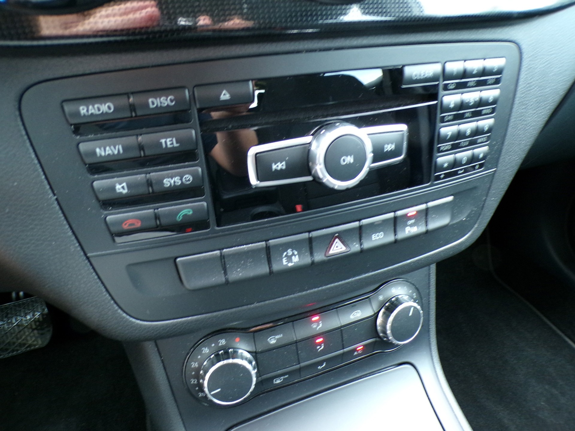 Foto van Mercedes-Benz B 180