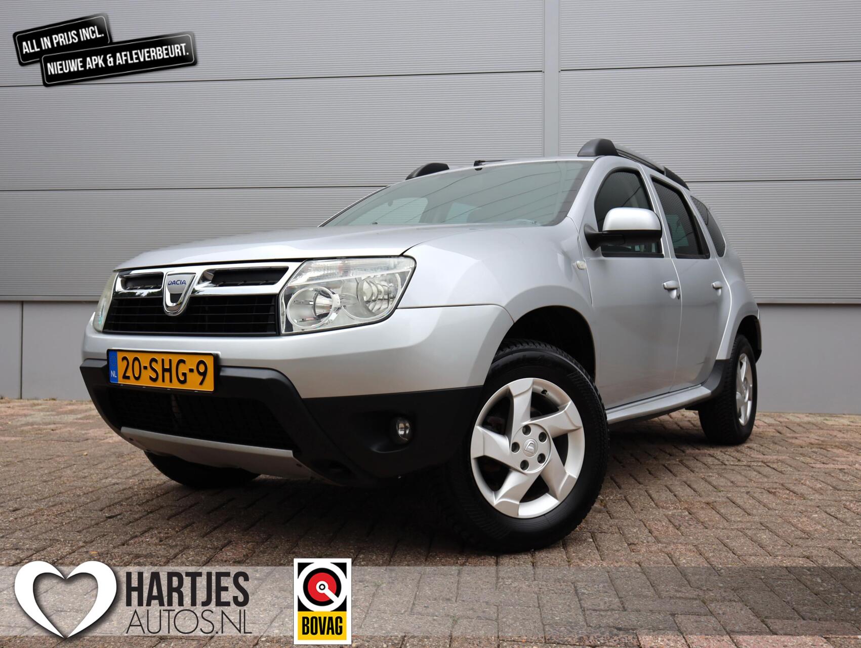 Dacia Duster 1.6 Lauréate 2wd (Vol Opties) 100% Onderhouden 2011 - voorkant