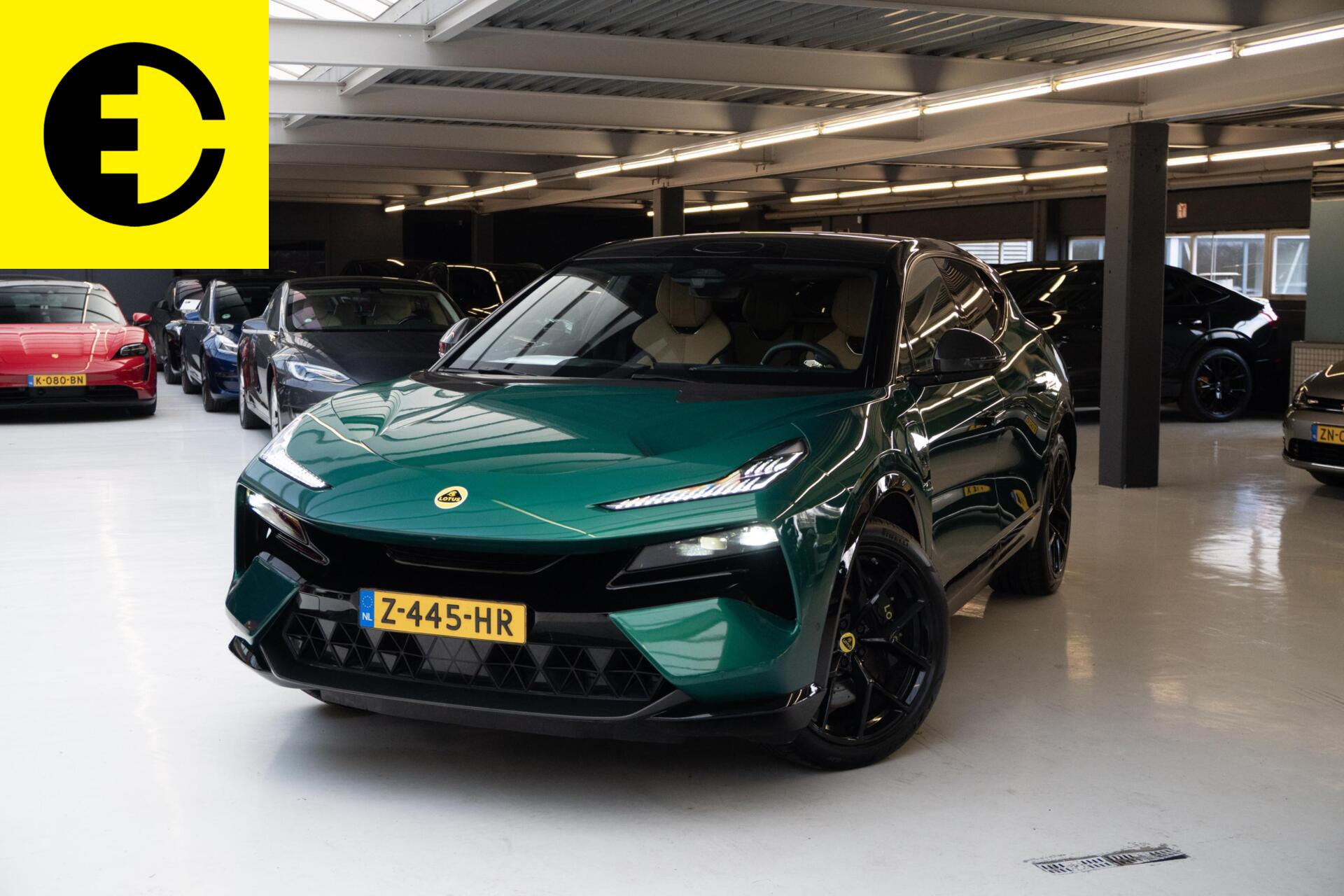 Foto van Lotus Eletre