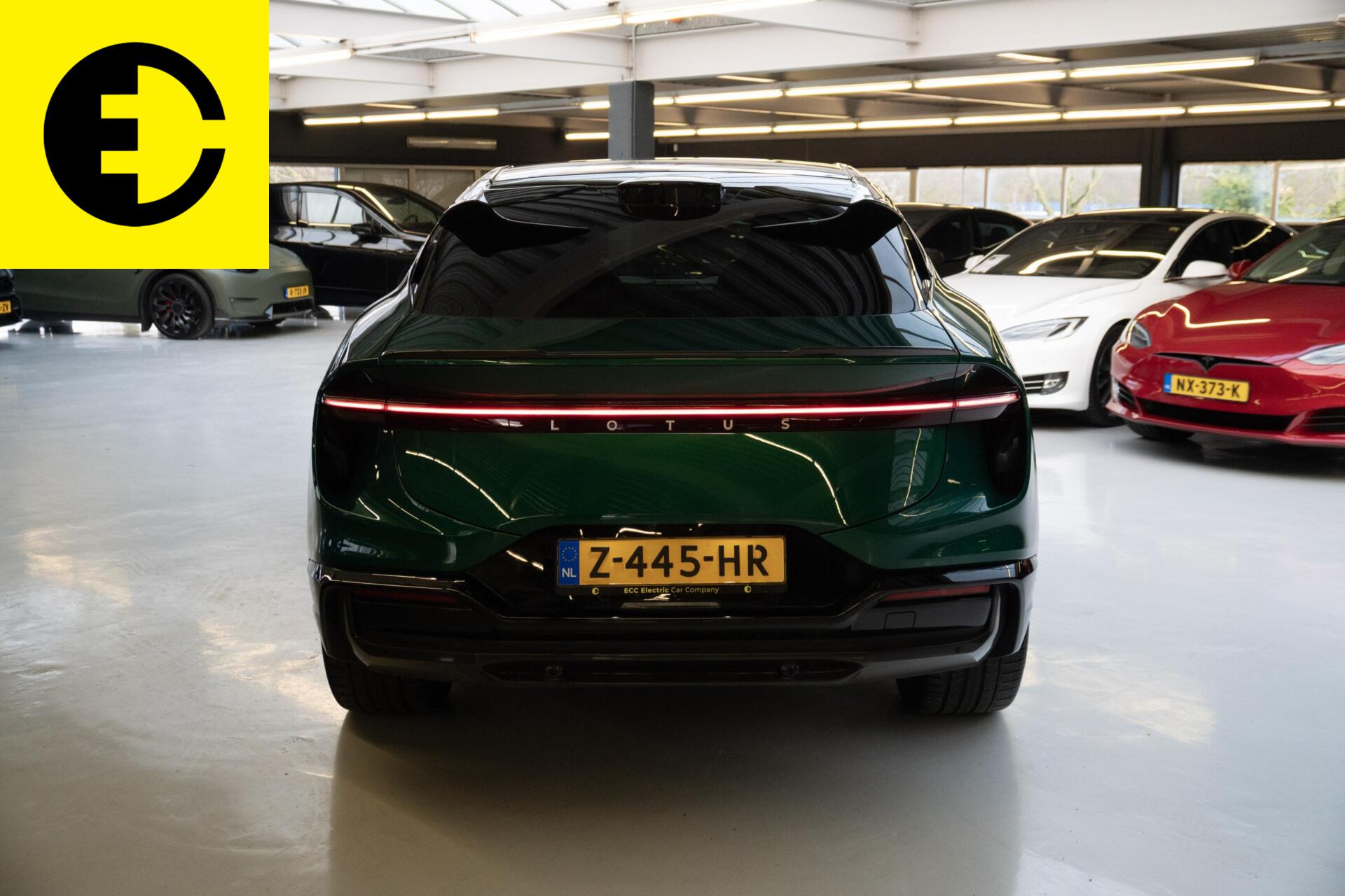 Foto van Lotus Eletre