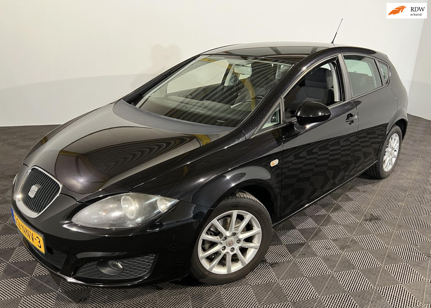Seat Leon 1.4 TSI Sport PSENSOR CRUISE 2 X SLEUTELS 2009 - voorkant