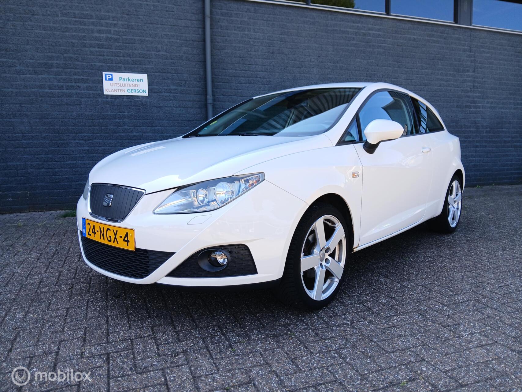 Seat Ibiza 1.2 TDI Leer/Stoelverwarming/Clima 2010 - voorkant
