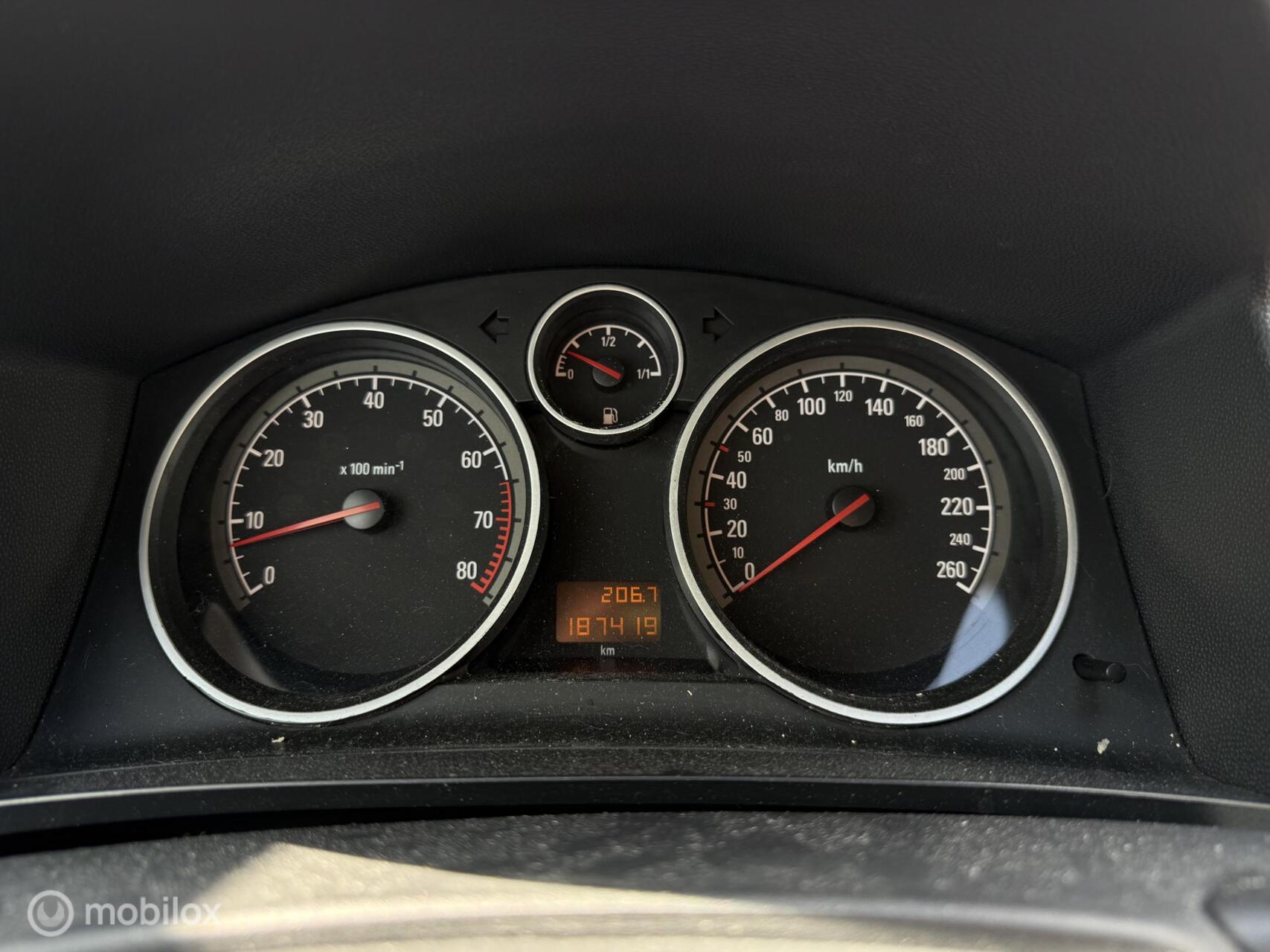 Foto van Opel Zafira