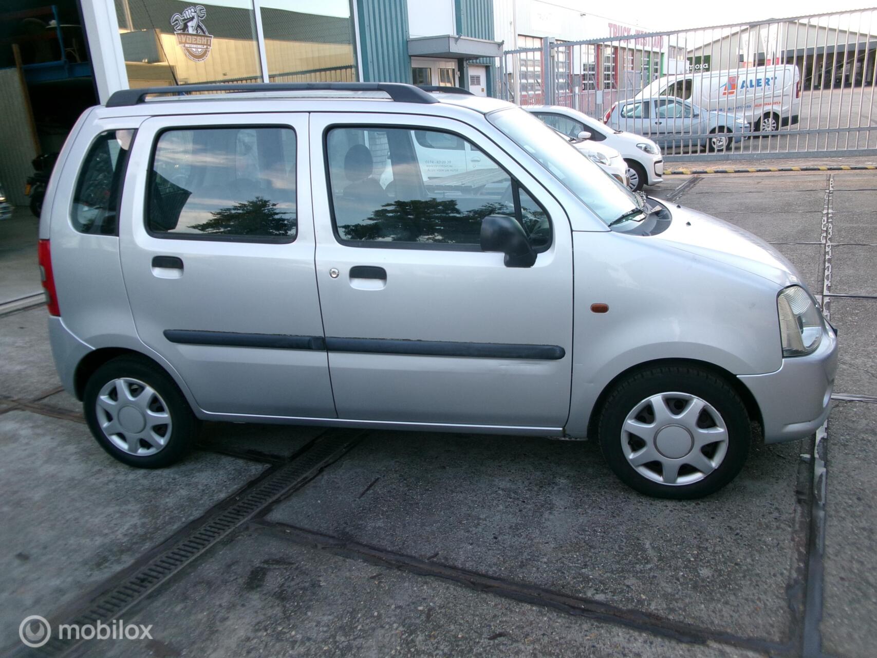 Foto van Suzuki Suzuki Wagon-r