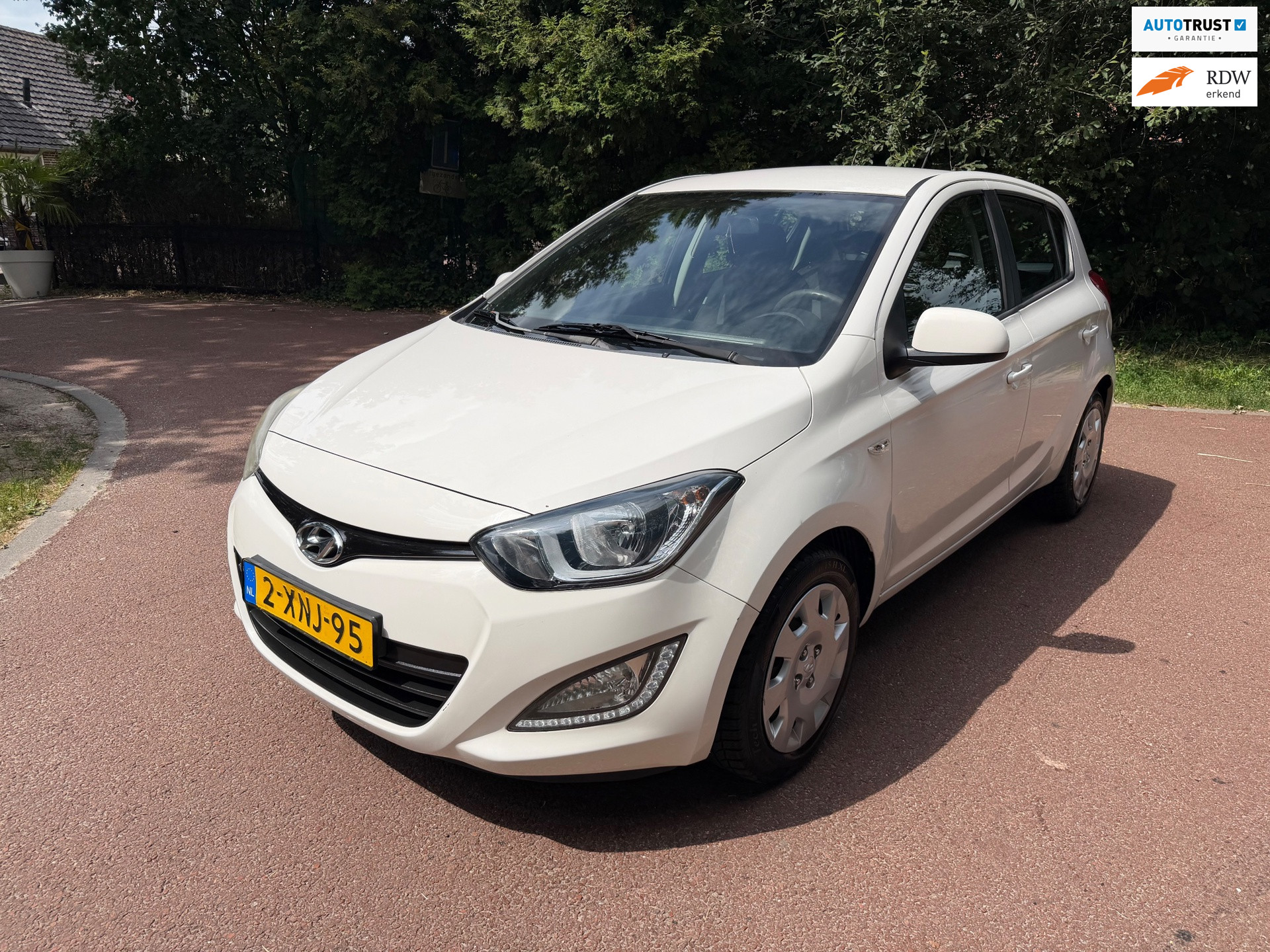 Hyundai I20 1.2i i-Motion / Airco / Aux / NAP / USB / Bt / Apk 2013 - voorkant
