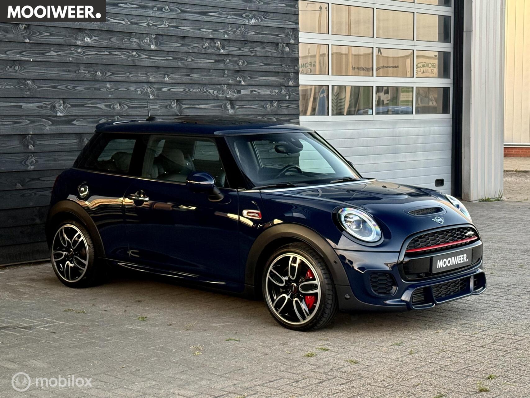 Mini John Cooper Works 2.0 John Cooper Works Chili | Pano | Leder | HUD | 231 PK 2019 - voorkant