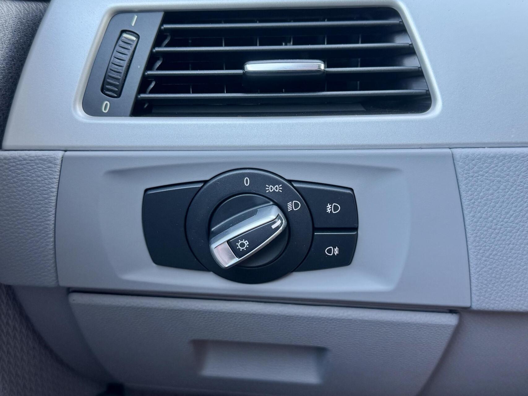 Foto van BMW 325i