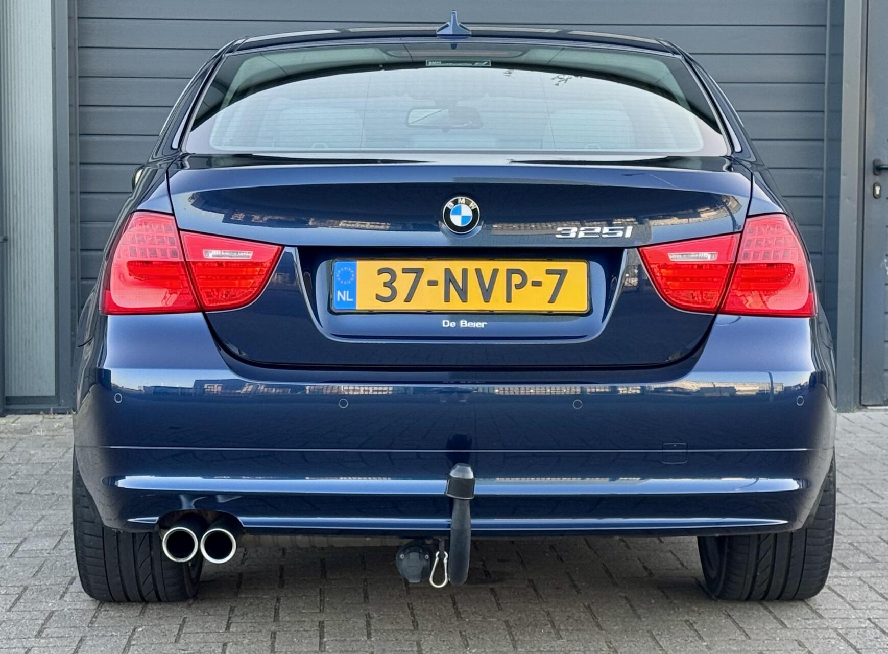 Foto van BMW 325i
