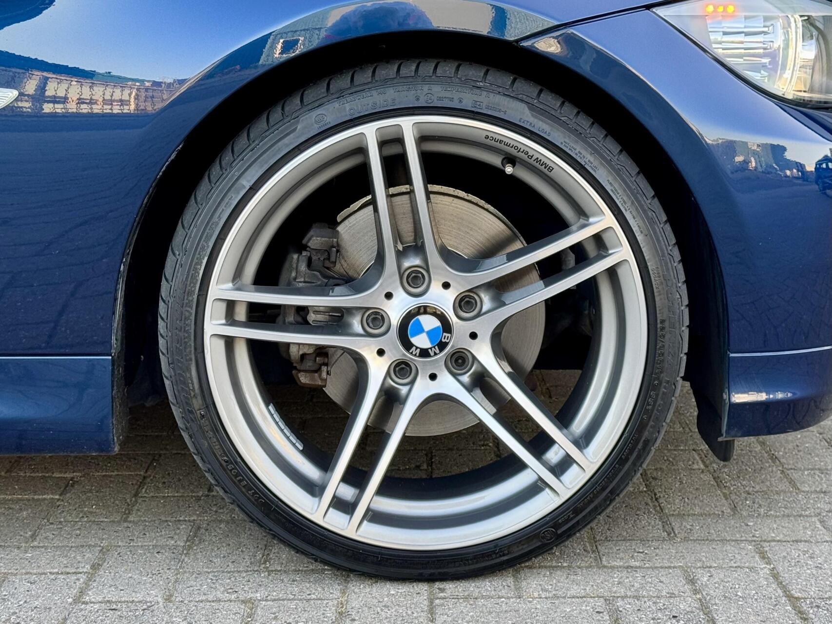 Foto van BMW 325i