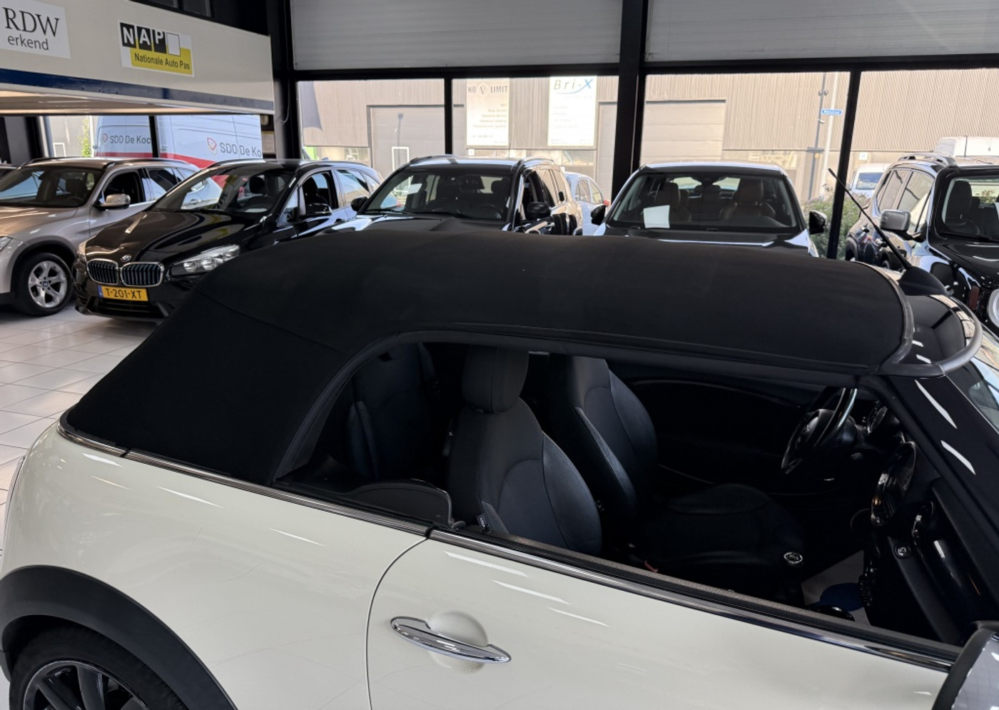 Foto van Mini Cooper Cabrio