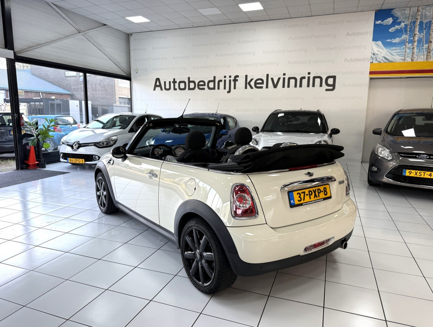 Foto van Mini Cooper Cabrio