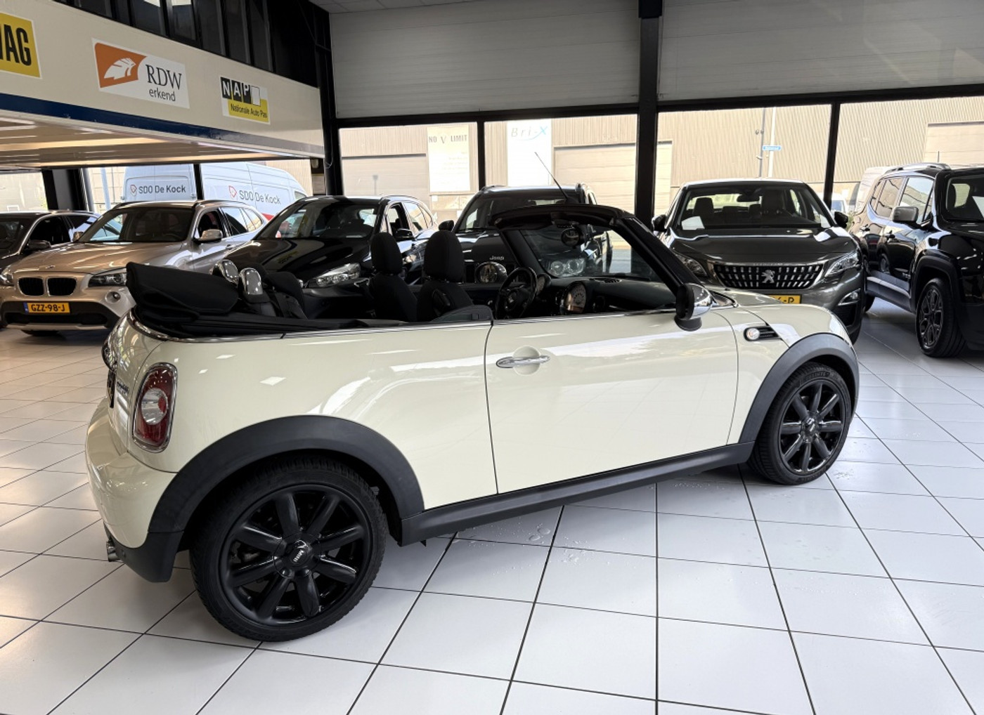 Foto van Mini Cooper Cabrio