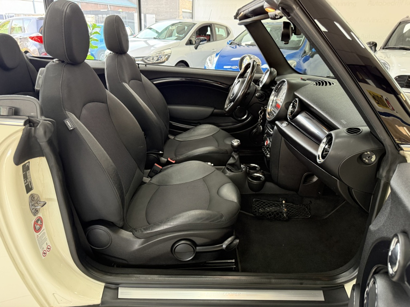 Foto van Mini Cooper Cabrio