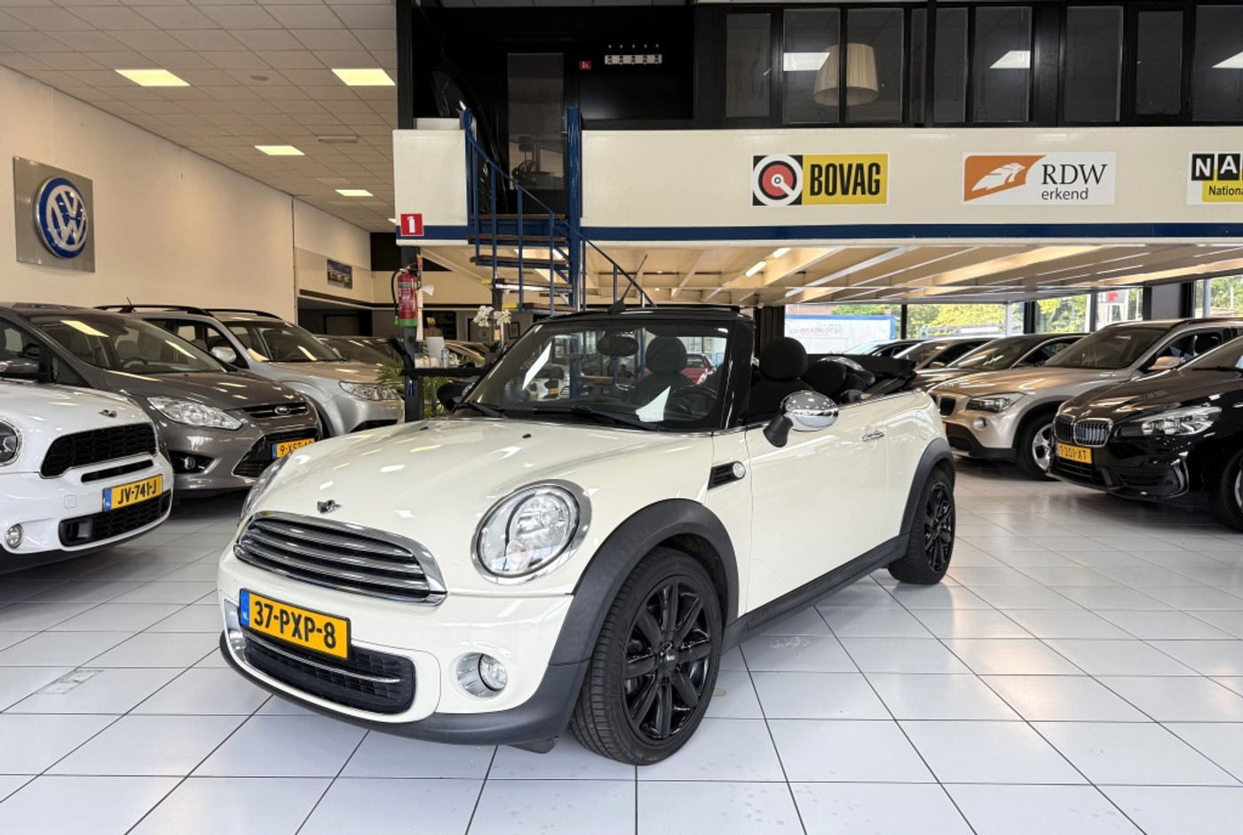 Foto van Mini Cooper Cabrio